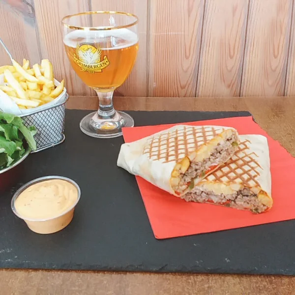 Tacos Végétarien - Oignons rings, champignons, tomates et sauce blanche